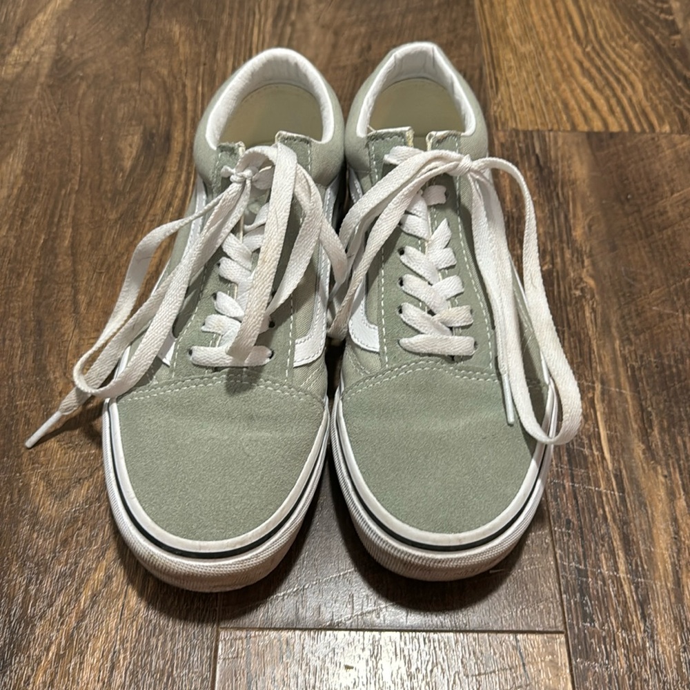 Sage green vans 6.5 W, 5.0 M